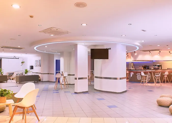 Hotel Caribe 3*